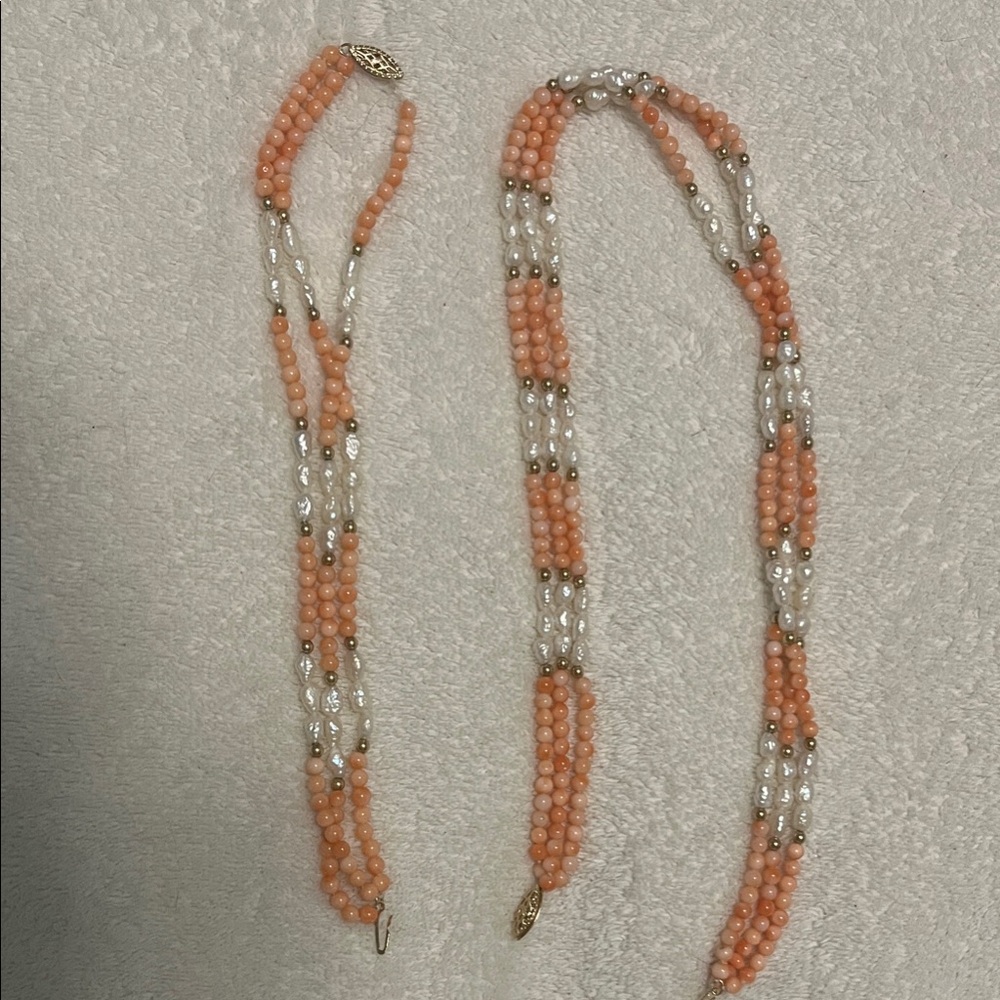 Angel skin coral and white and gold color beads. Clasp 14K. Necklace & bracelet